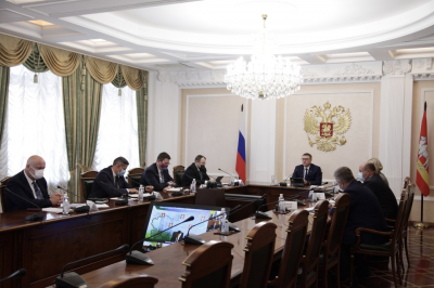 Алексей Текслер поставил приоритетные задачи на областном совещании с членами правительства и главами муниципальных образований Челябинской области
