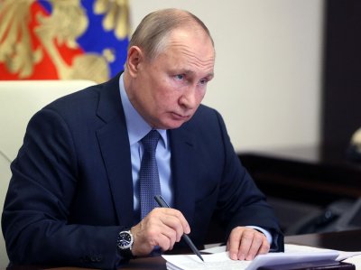 Путин заявил, что локализация в сфере автотранспорта в России достигла 70%